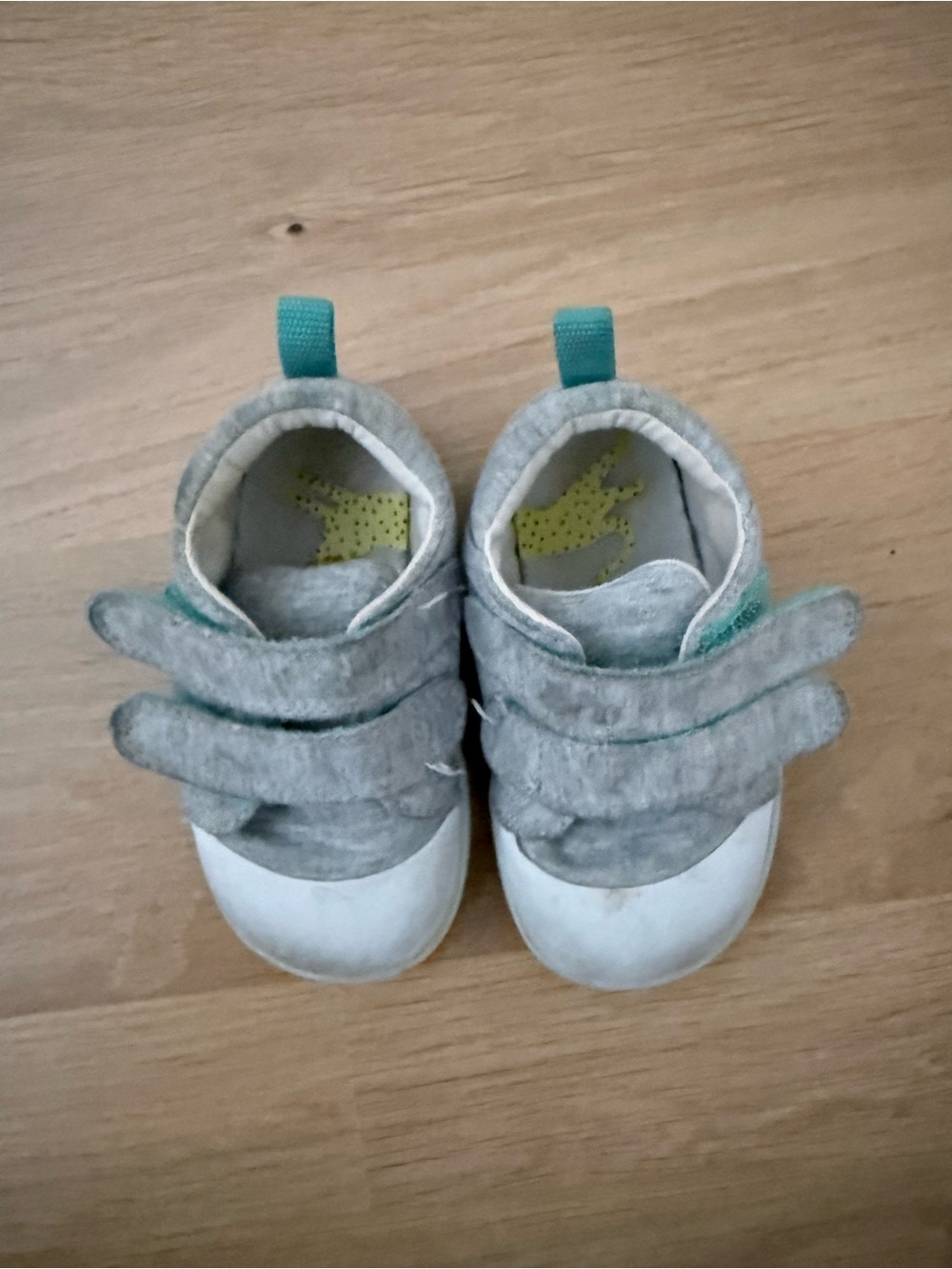 Ten little toddler shoe lot - Picture 2 of 7